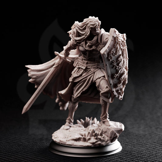 Lydia the Untarnished, Golden Griffin Sergeant